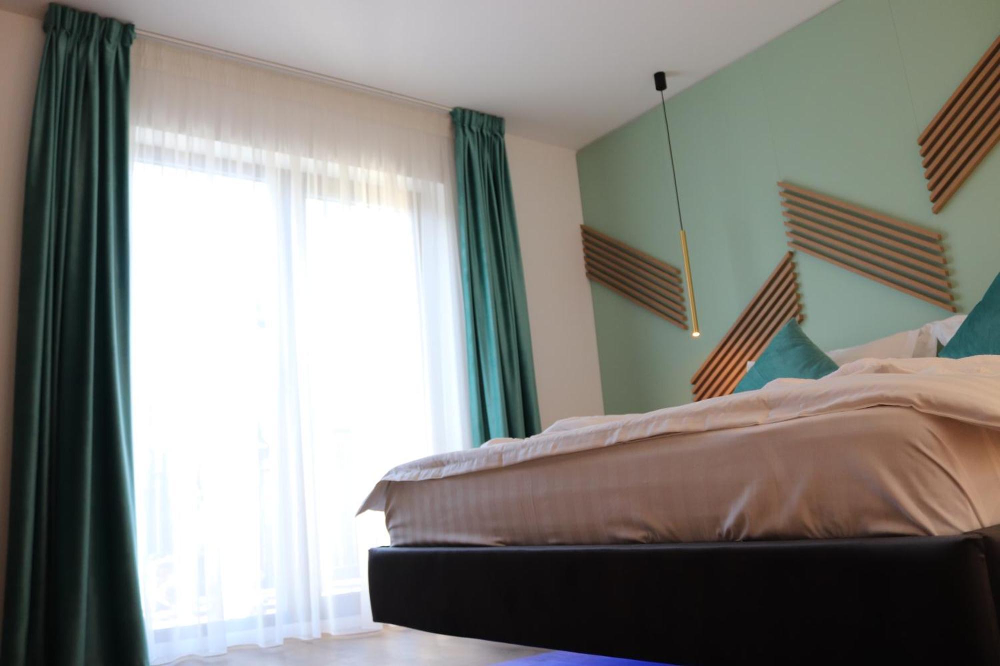 White House Moieciu Hotel Moieciu de Jos Bagian luar foto