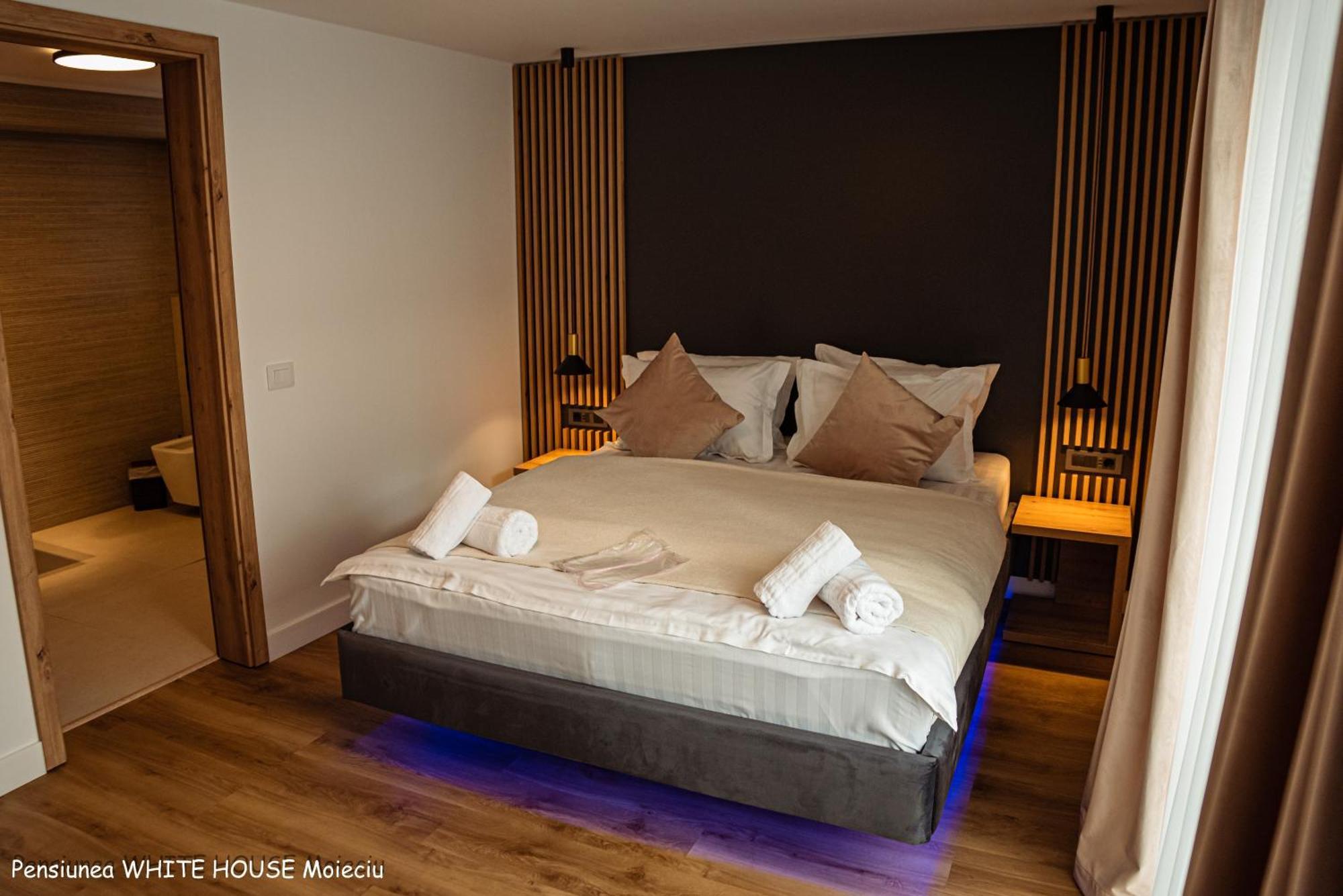 White House Moieciu Hotel Moieciu de Jos Bagian luar foto