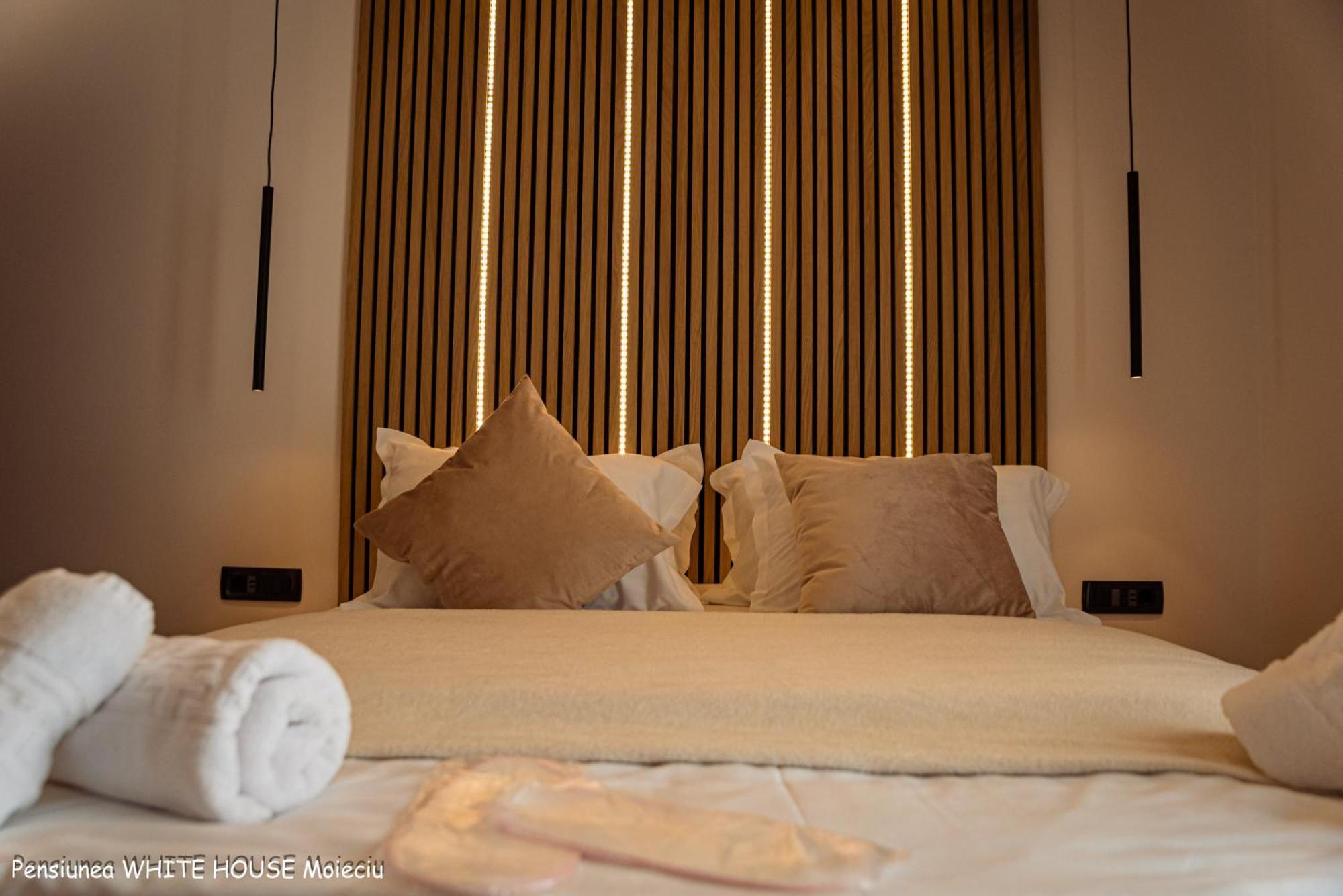 White House Moieciu Hotel Moieciu de Jos Bagian luar foto