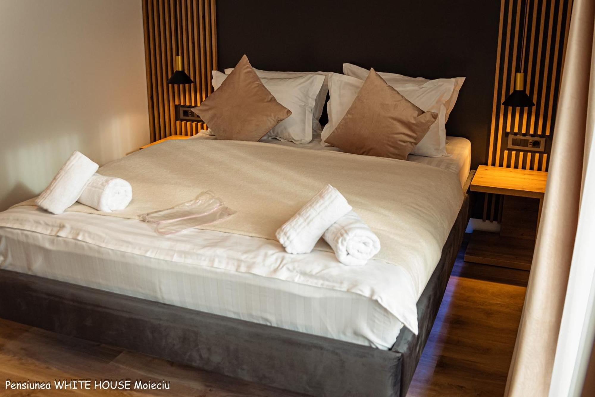 White House Moieciu Hotel Moieciu de Jos Bagian luar foto